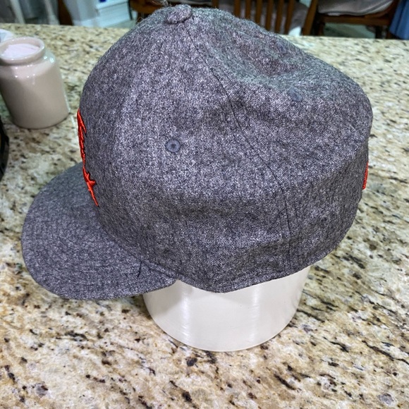 G Loomis Fish Bones Wool Hat Ball Cap Baseball Hat Proflex Flatbill M L - Picture 6 of 9